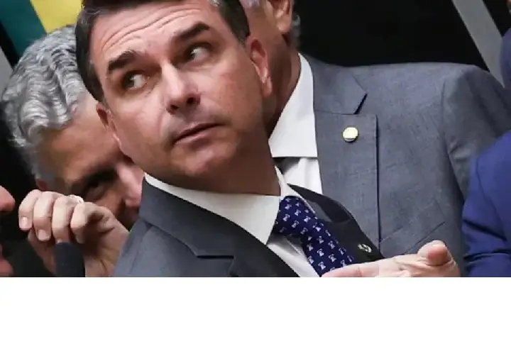Flávio Bolsonaro anuncia vice nesta quarta e fecha última chapa da disputa presidencial