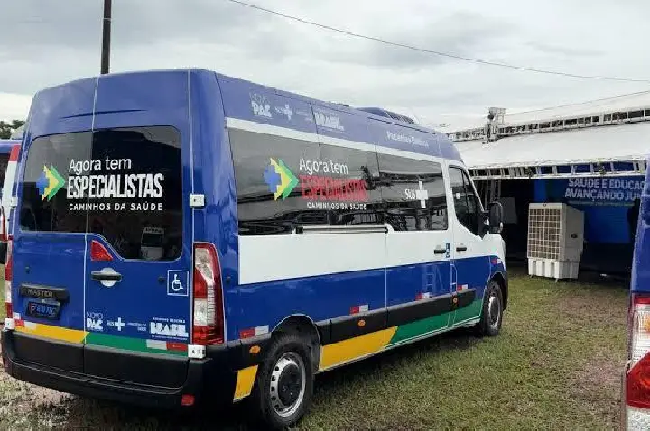 GOVERNO FEDERAL, POR MEIO DO MINISTÉRIO DA SAÚDE, CONTEMPLA MUNICICÍPIO DE LÁBREA NO AM COM VEÍCULOS MODERNOS E PREFEITURA PASSAR A GARANTIR TRANSPORTE DE PACIENTES DO SUS
