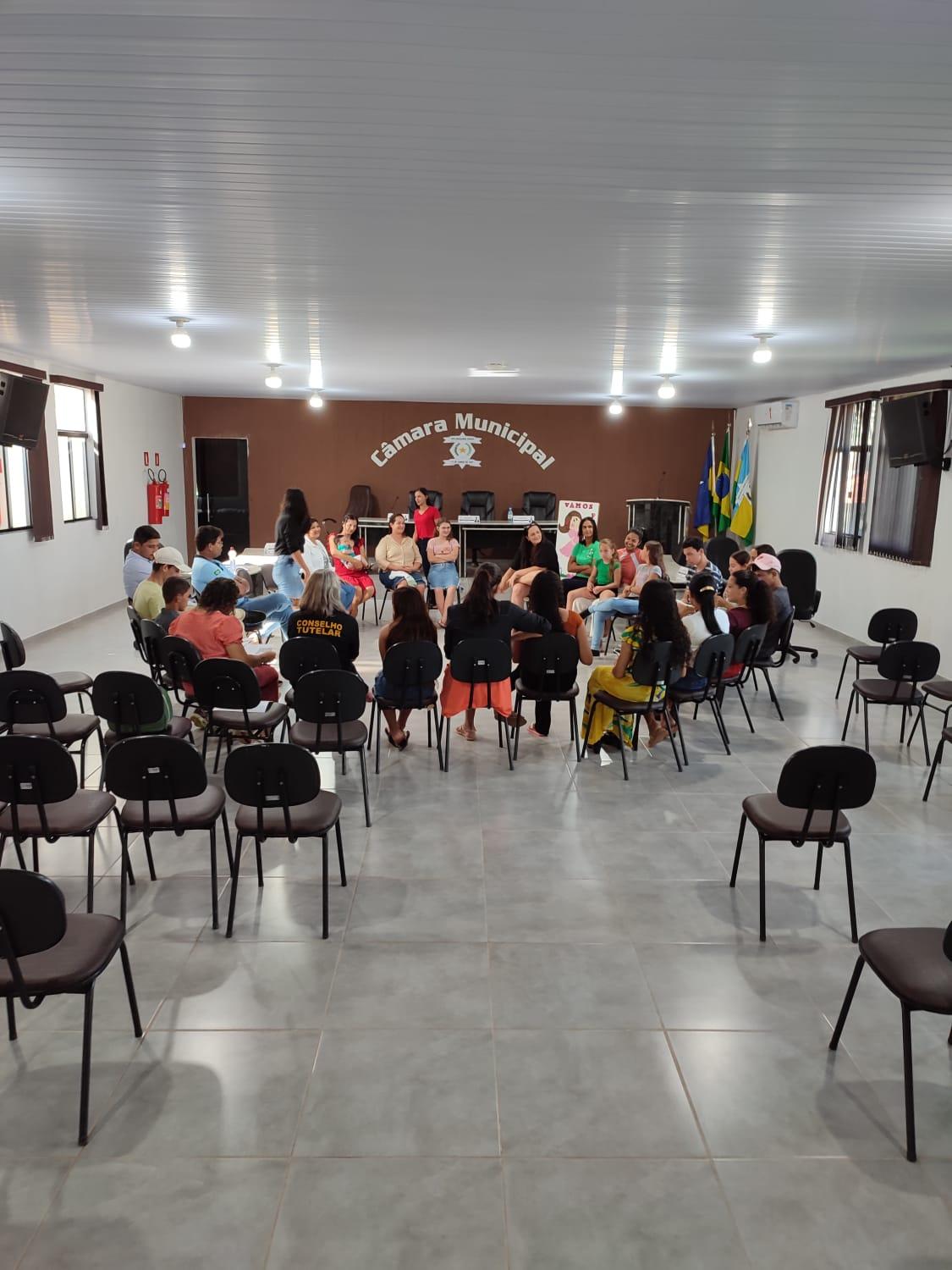 SEMAS através do CRAS e SCFV promovem palestra alusiva a Semana de Prevenção da Gravidez na Adolescência.