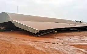 VÍDEO: tempestade provoca estragos e prejuízos em fazenda na região de Cerejeiras