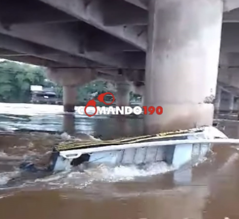 Resgate no Rio Machado