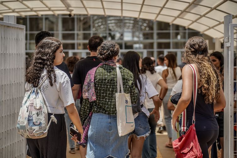 Inscrições para o Enem 2024 terminam nesta sexta-feira