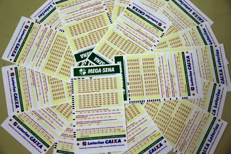 Mega-Sena sorteia neste sábado prêmio acumulado em R$ 112 milhões