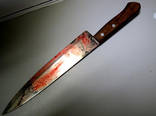 VIOLÊNCIA: Mulher mata o marido com mais de 10 facadas durante discussão em bebedeira