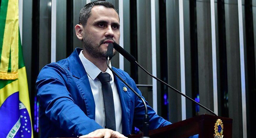 Ou o Senador Cleitinho (MG) inventou uma grave fake news ou estamos diante de mais uma grande roubalheira neste Brasil