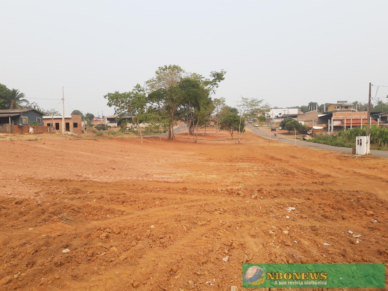 Restando pouco mais de três meses para término de mandato o prefeito Hélio Mendes transforma Nova Brasilândia D’oeste num verdadeiro canteiro de obras