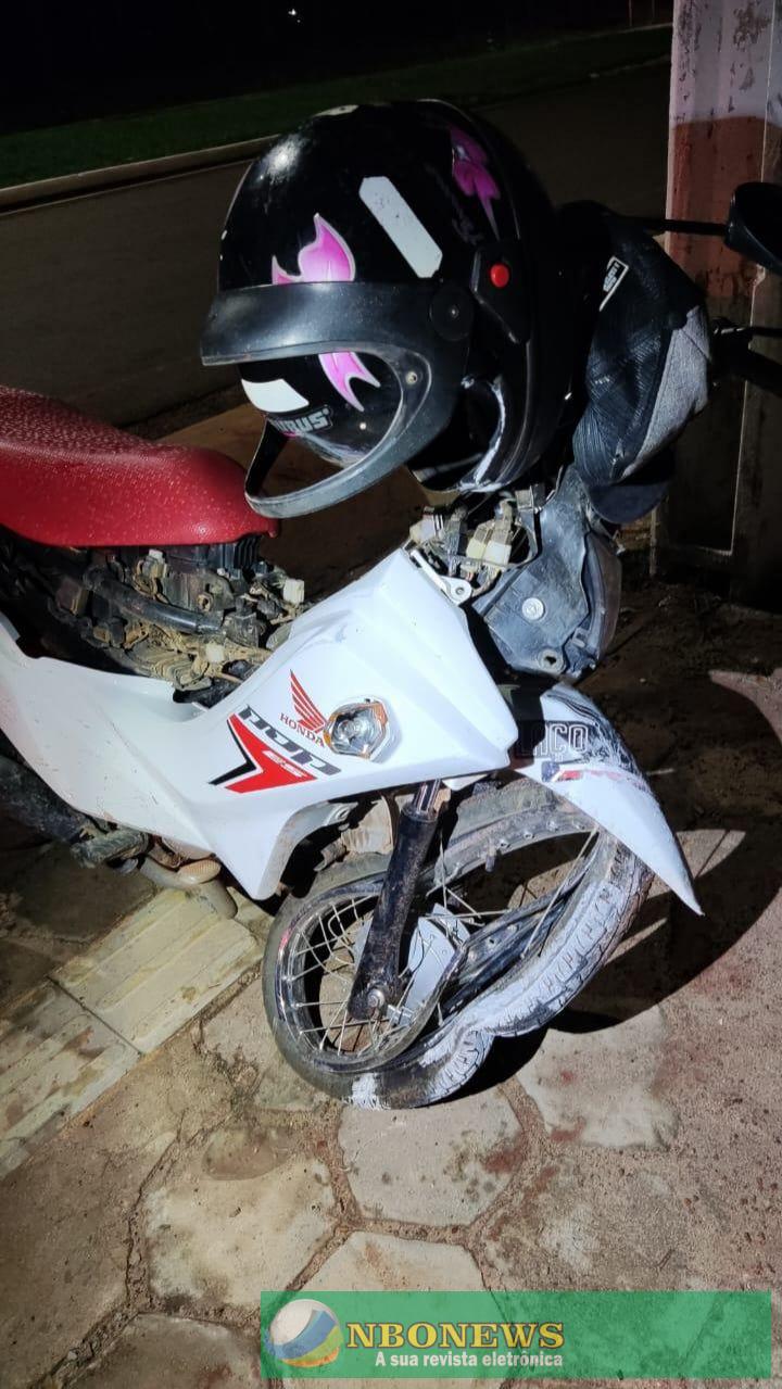 Jovem é socorrido em estado grave após bater em poste próximo da linha 180, em Rolim de Moura