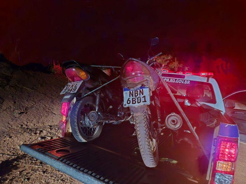 Motocicleta furtada em Santa Luzia é recuperada pela PM na região de Nova Brasilândia e mais duas motos e três menores são apreendidos
