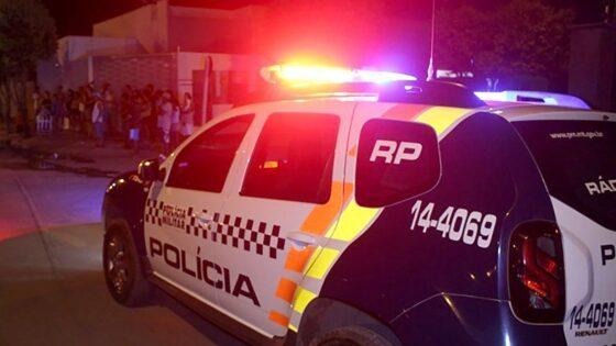 Adolescente mata padrasto a pauladas para defender mãe e irmãs