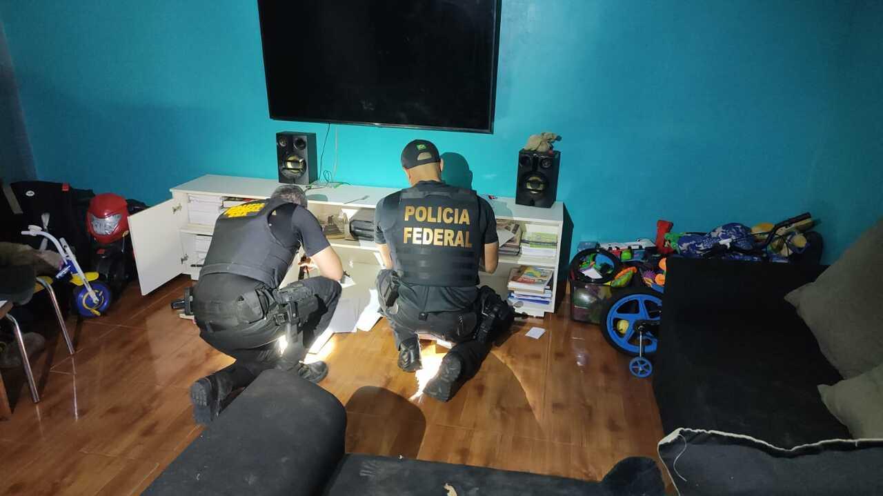 PF de Rondônia prende delegado da Polícia Civil que atuou em Humaitá em operação contra corrupção