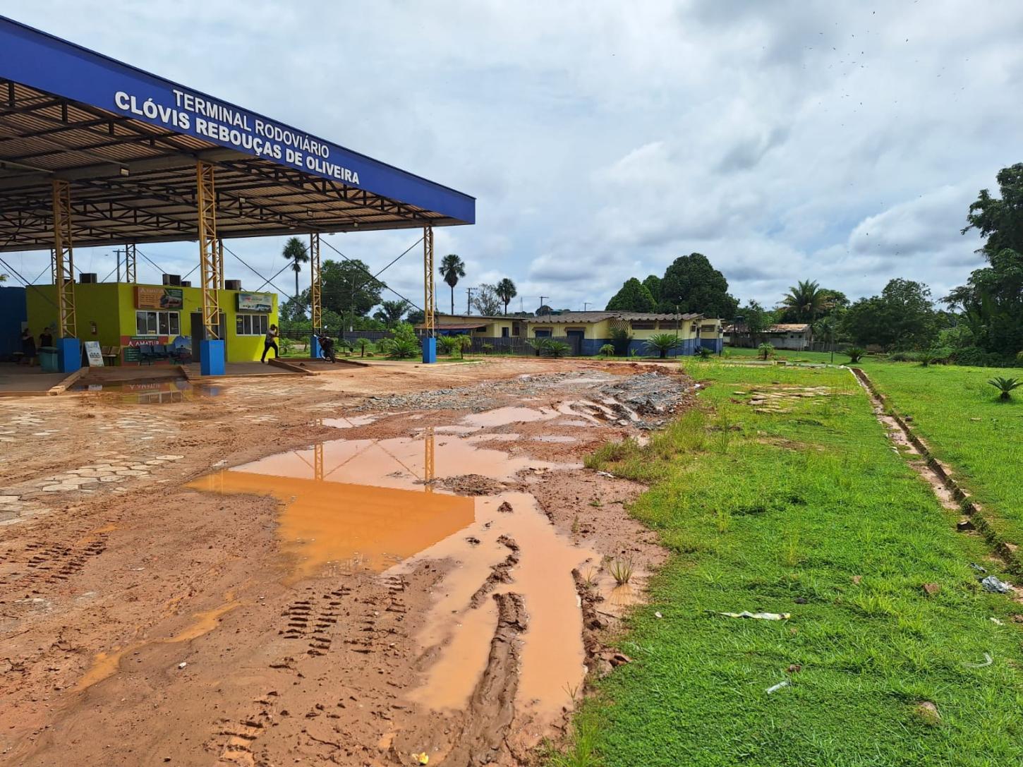 NOVO GOVERNO EM LÁBREA COM TUDO PRONTO PARA EXECUTAR “OPERAÇÃO CIDADE LIMPA” E JÁ ESTUDA NOVO DESENHO PARA MUDAR A CARA DO MUNICÍPIO