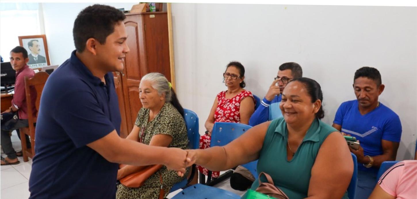 VICE-PREFEITO DO MUNICÍPIO DE LÁBREA JOÃO ROBERTO SE SENSIBILIZA E CAUSA BOA IMPRESSÃO EM VISITA A SEMAS