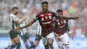 Flamengo vence o Botafogo e fatura o tricampeonato da Supercopa do Brasil