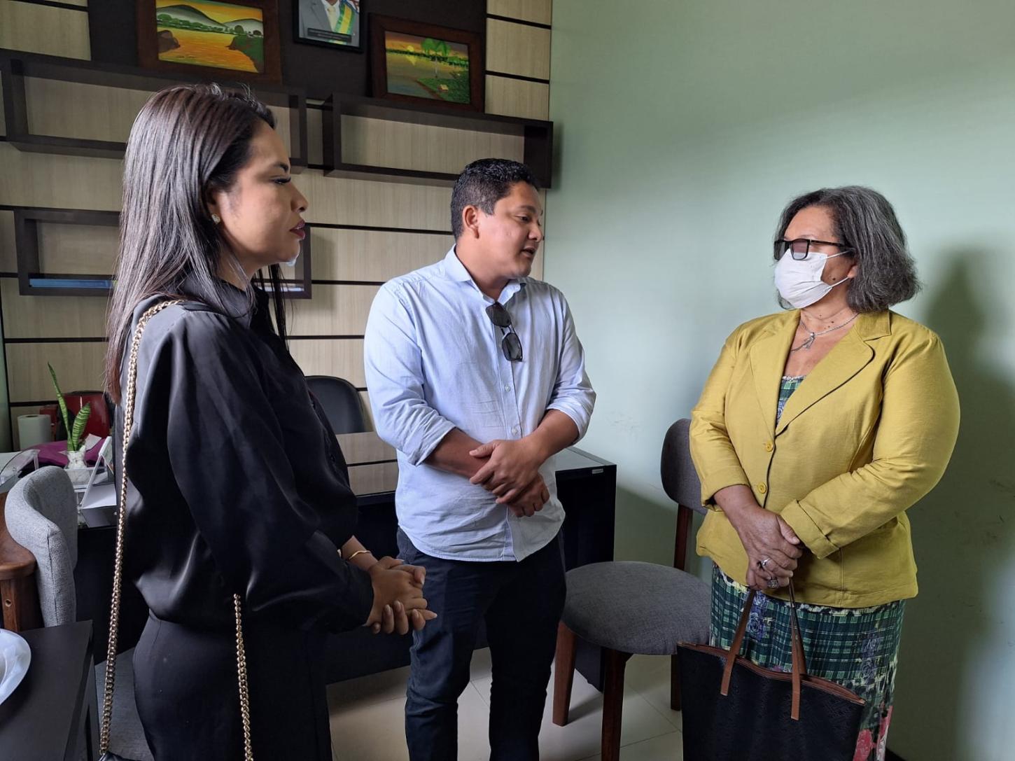 ADVOGADAS DO AM E RO SAEM IMPRESSIONADAS DE ENCONTRO NA PREFEITURA DE LÁBREA