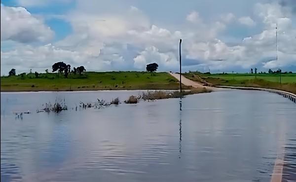 BR-425 segue com restrição de tráfego para acesso a Guajará-Mirim