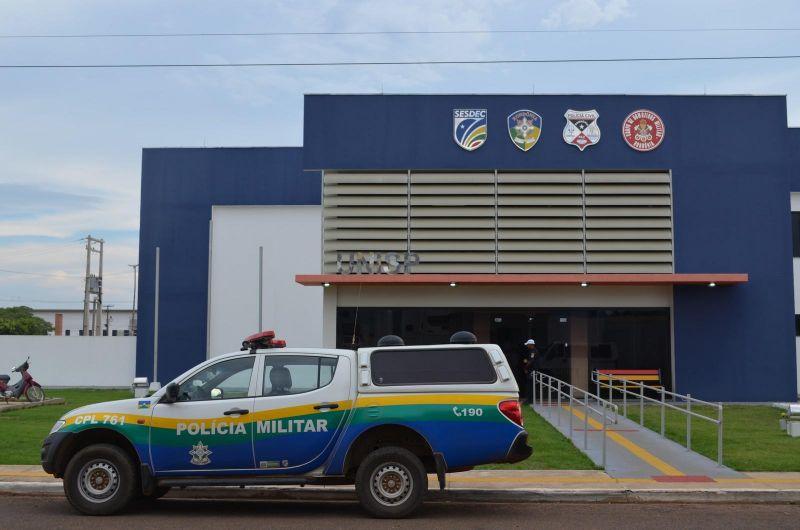 Fieis de igreja evangélica fazem 'vigília', prendem ladrões, amarram os dois e os entregam à polícia, em Vilhena