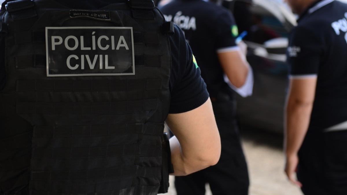 Homem suspeito de matar três pessoas e planejar morte de policiais é preso em Ariquemes