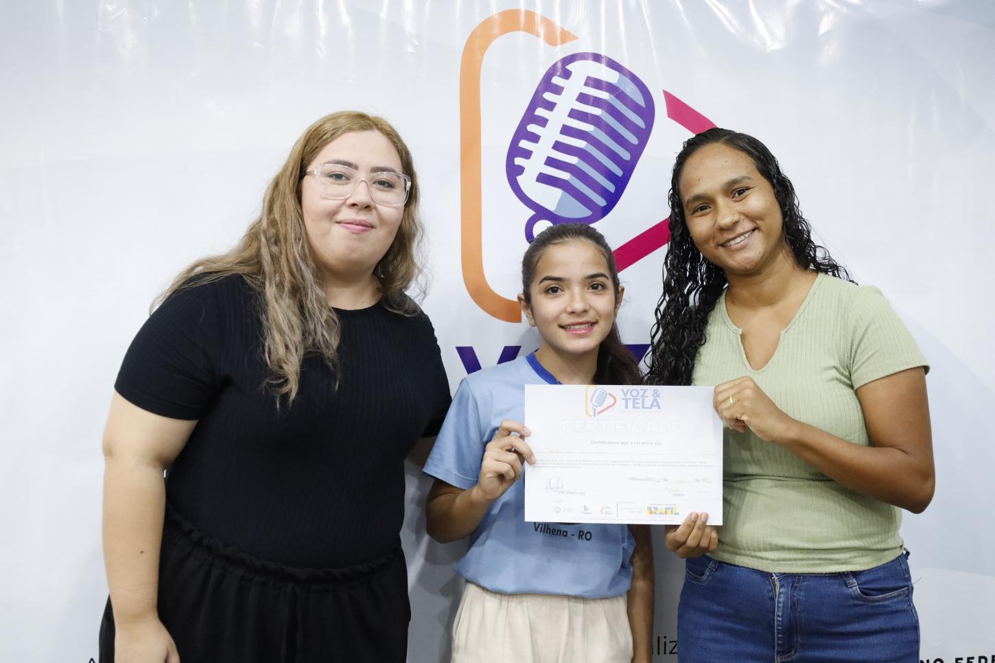 Oficina “Voz & Tela” capacita jovens de Vilhena na produção de podcasts em vídeo