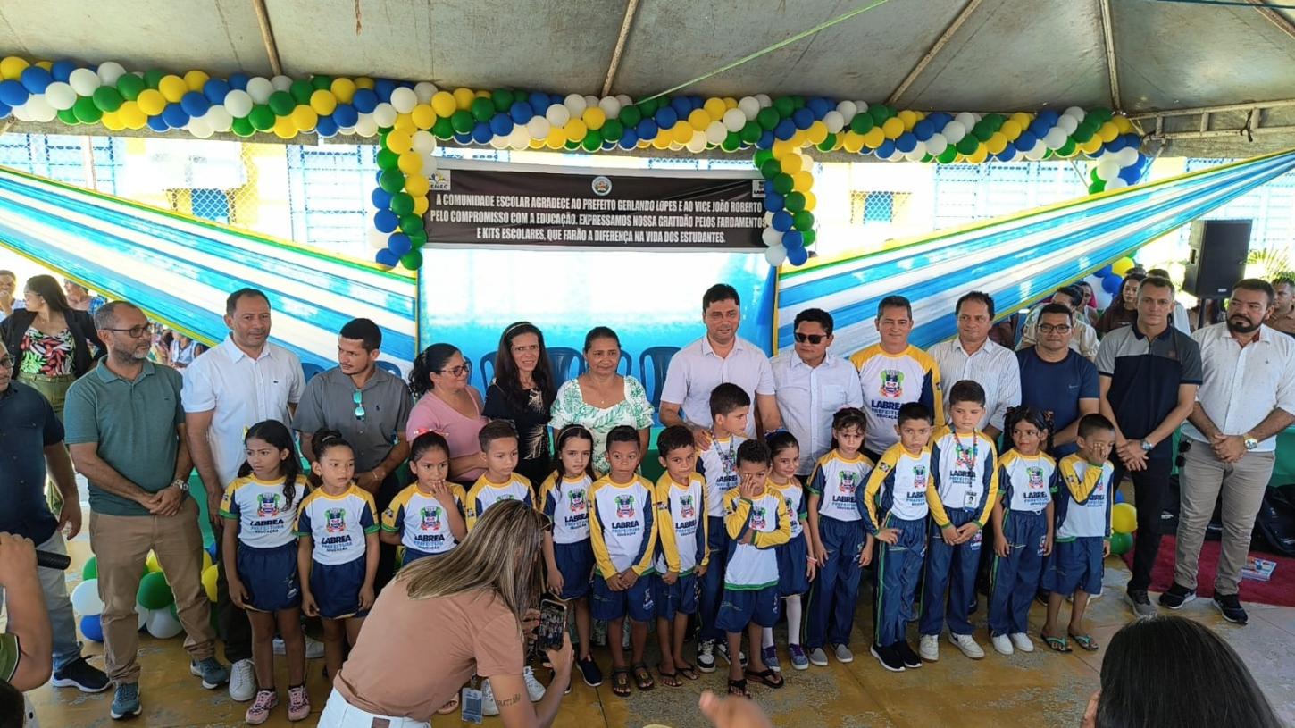 PREFEITURA DO MUNICÍPIO DE LÁBREA DISPONIBILIZA, DENTRO DO ORÇAMENTO, KIT ESCOLAR ÀS PRIMEIRAS ESCOLAS DA REDE MUNICIPAL REALIZADA NA SEGUNDA 5/05/2025