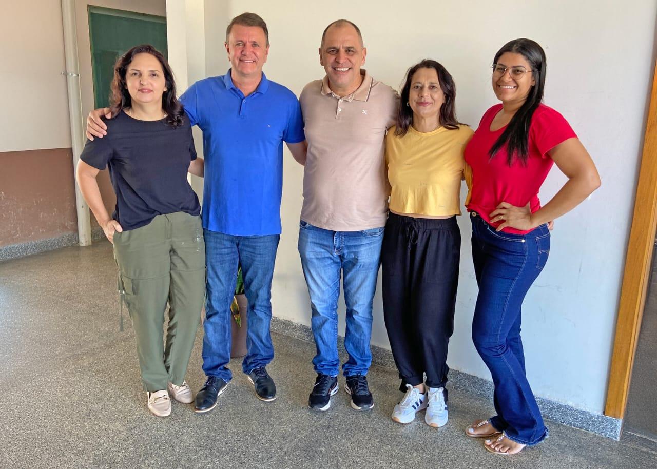 Luizinho Goebel reforça compromisso com a inclusão ao visitar APAE de São Miguel do Guaporé