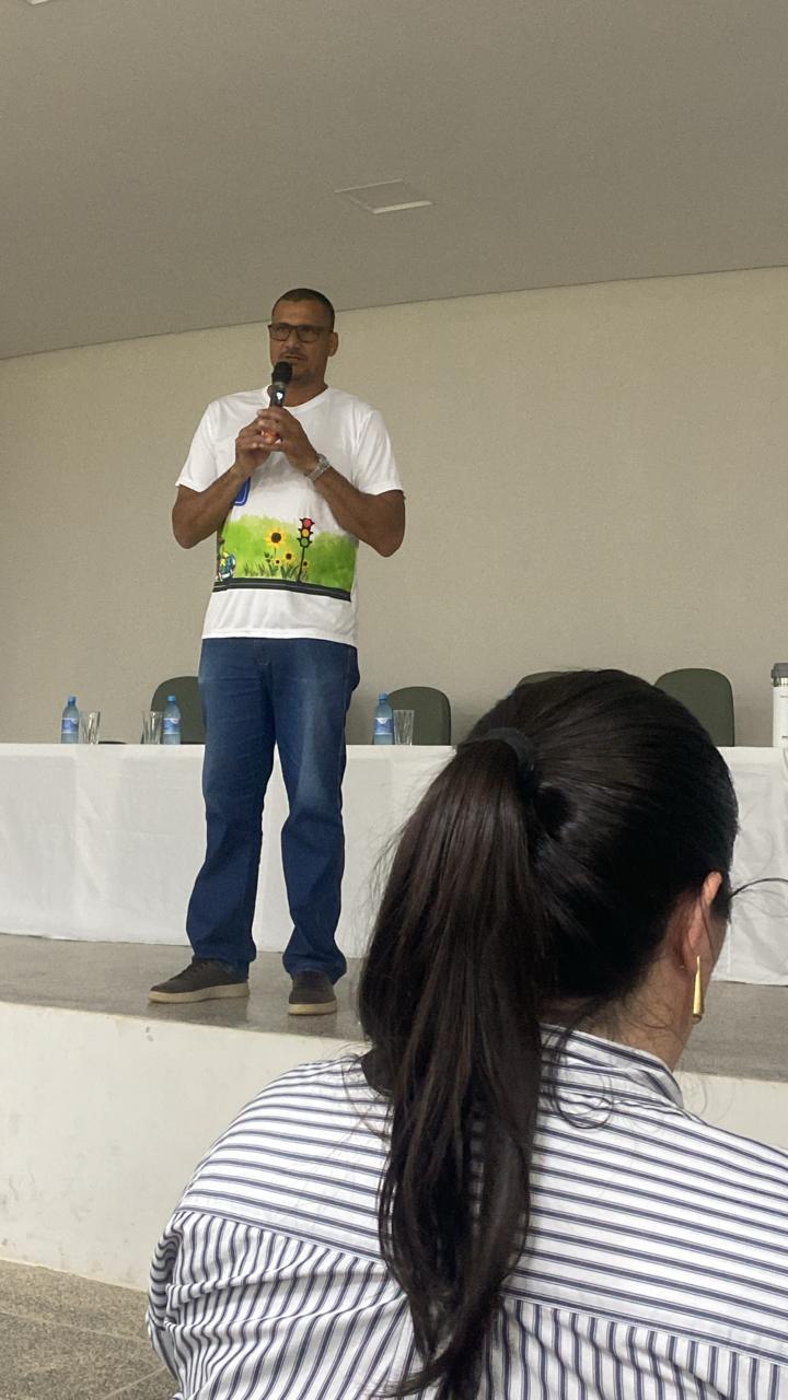 Prefeito Ginão da Saúde participa de palestra sobre autismo no auditório da SEMED