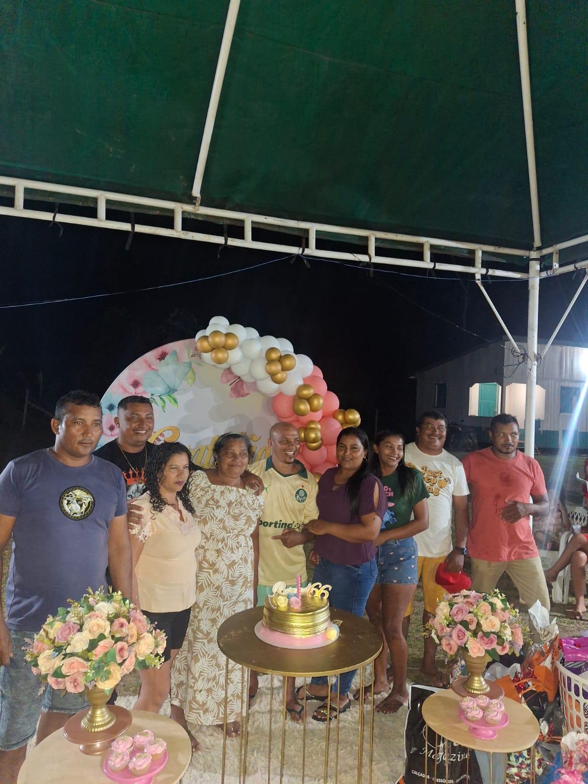 AO LONGO DE 66 ANOS DE VIDA, DONA RAIMUNDA SOUSA DA SILVA, TEVE A HONRA DE CONTAR COM A LIDERANÇA FIRME E VISÃO INSPIRADORA NA FAMÍLIA