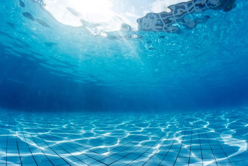 Criança de 3 anos morre afogada em piscina durante festa em Santa Luzia D’Oeste