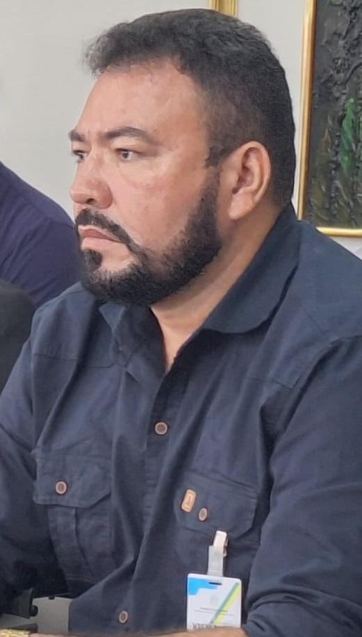 SUBSECRETÁRIO DE ADMINISTRAÇÃO NO GOVERNO GERLANDO LOPES E JOÃO ROBERTO, ESTELIANO SANTOS, QUER ENCONTRAR DETRATORES QUE SE ESCONDEM NAS SOMBRAS DE APLICATIVOS