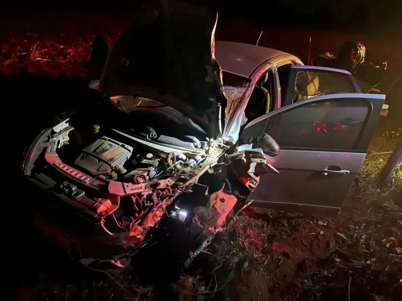 Dois homens morrem na hora após batida entre carro dirigido por empresário e moto, nas proximidades da cidade de Cerejeiras