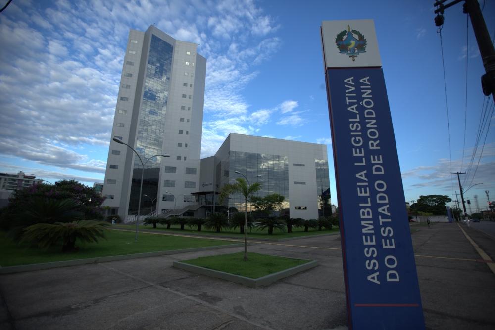 Assembleia Legislativa realiza audiência pública para discutir regularização da atividade garimpeira no Rio Madeira