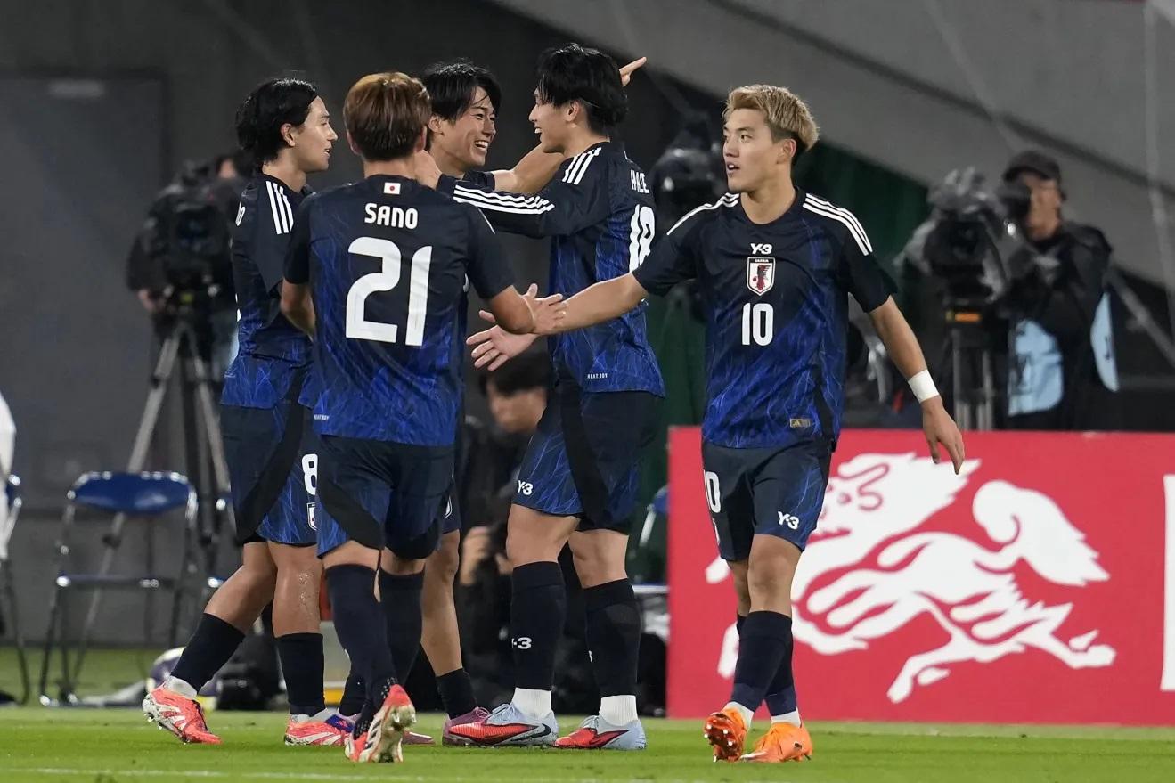 Brasil sofre virada e perde do Japão pela primeira vez na história