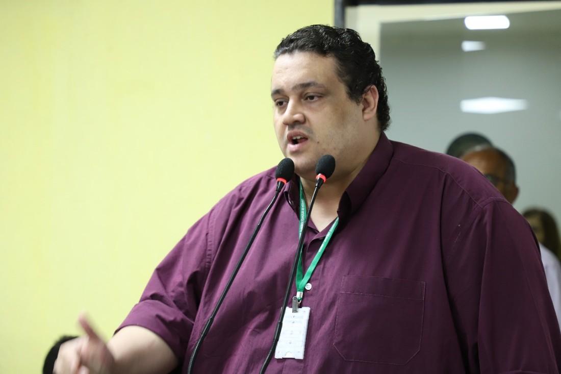 Operação da Polícia Civil e MP afasta vereador e assessores por suspeita de 