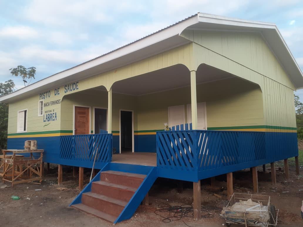 PREFEITO GERLANDO LOPES (PL) ENTREGA MAIS UM POLO DE SAÚDE NO INTERIOR DE LÁBREA