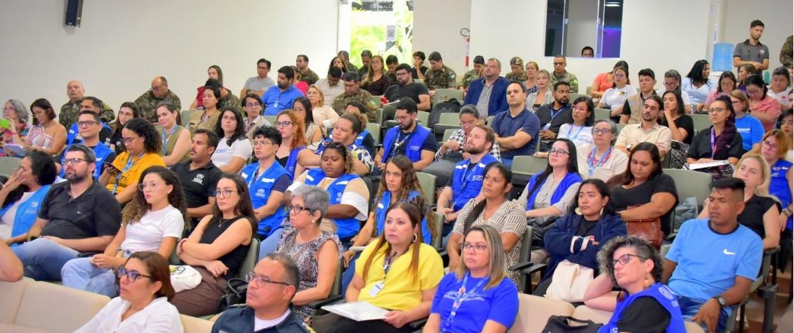 Workshop reúne instituições e sociedade civil para construir plano de gestão voltado a migrantes em Roraima