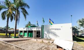 Câmara Municipal de Nova Brasilândia do Oeste paga super salários para dois agentes administrativos