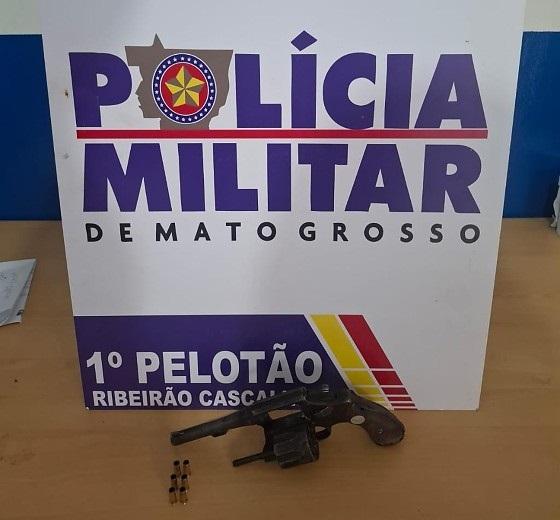 Filho tenta defender mãe e é morto a tiros pelo ex-namorado dela