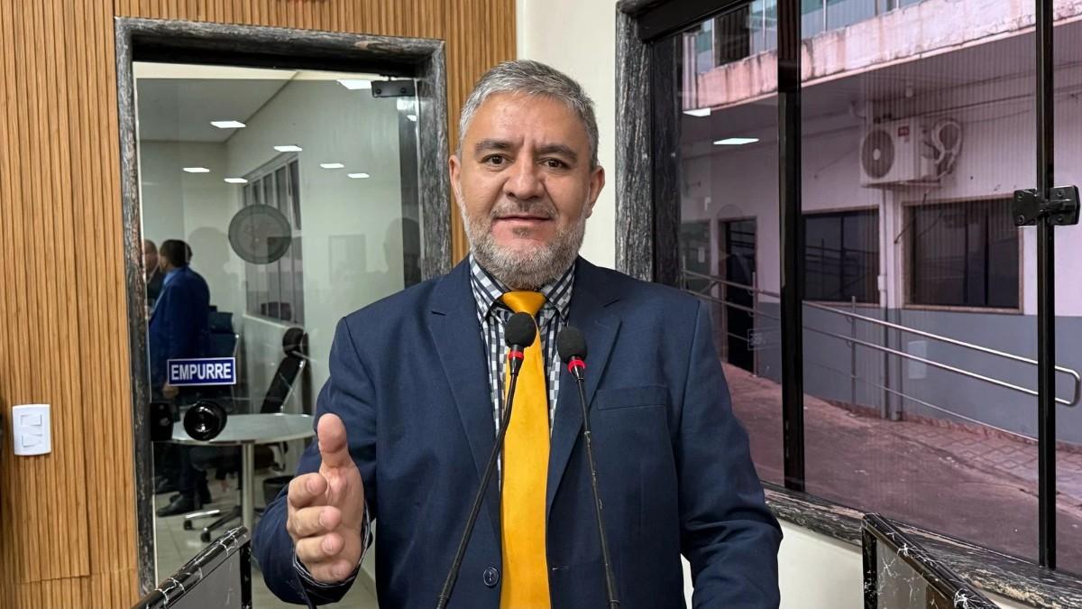 Investigado por desvio de verbas, vereador Everaldo Fogaça descumpre ordem judicial e faz ataques à Assembleia