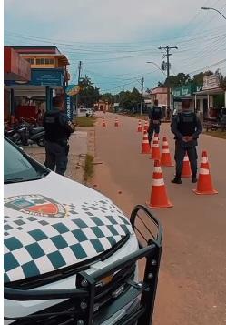 É MENTIRA QUE POLICIAIS MILITARES VÃO TOCAR O TERROR NO TRÂNSITO NO FINAL DE SEMANA NA CIDADE DE LÁBREA NO INTERIOR DO AMAZONAS”