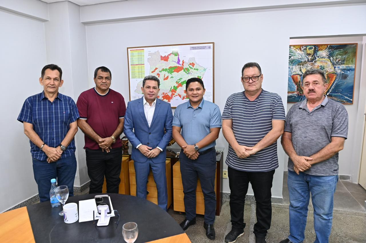 PRÉ-CANDIDATURA DE DAVID ALMEIDA AO GOVERNO DO AM PODE EMBARALHAR PROJETO DO VICE-GOVERNADOR TADEU DE SOUZA