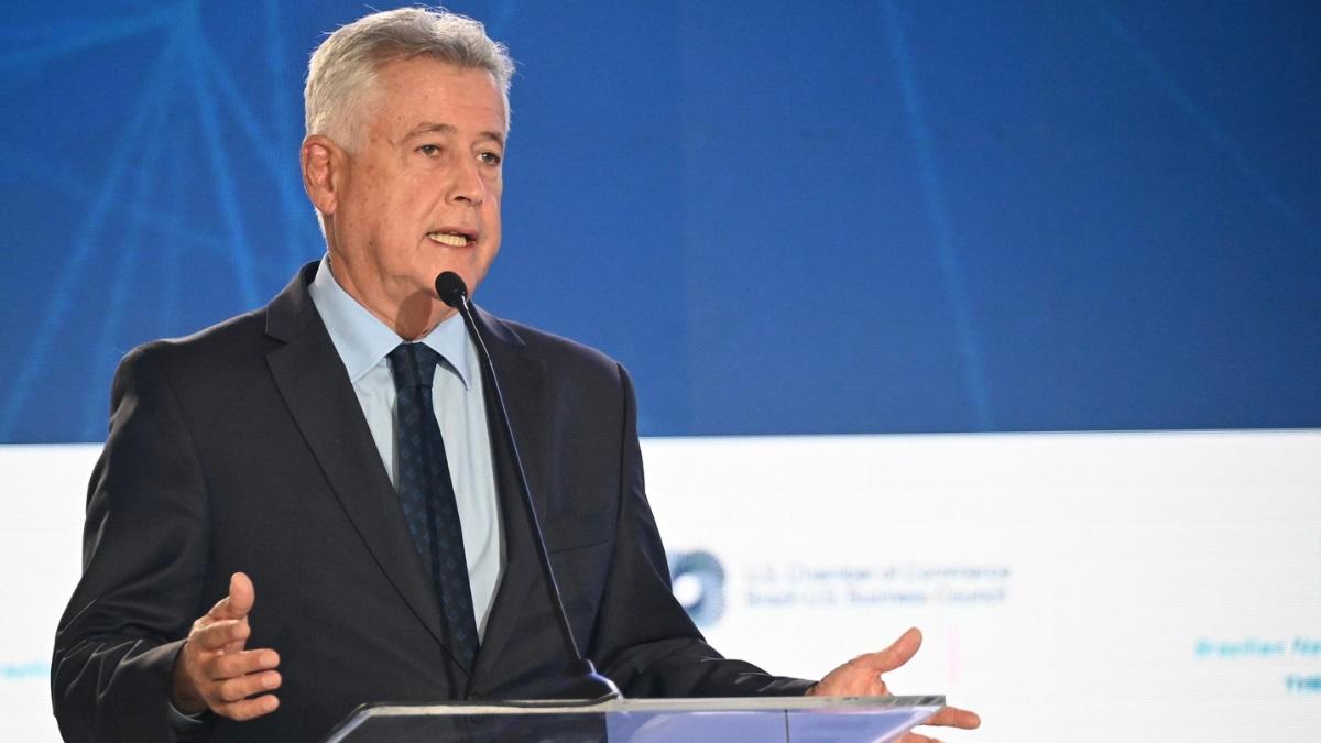 Deputado afirma que oposição à CPI do Banco Master indica ‘rabo preso’