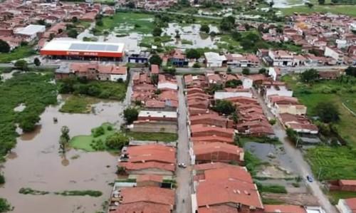 Inmet alerta para fim de semana com chuvas em Rondônia e vários outros estados