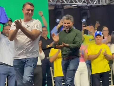 Flávio Bolsonaro participa de evento político em Ji-Paraná