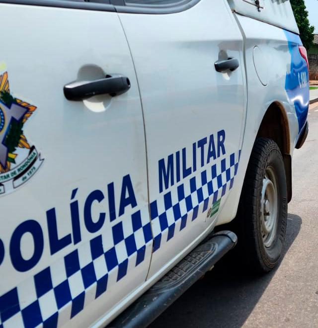 Homem é morto com tiro dentro de casa após discussão com padrasto em Candeias