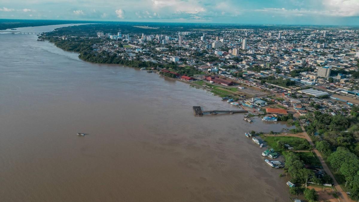 Rio Madeira ultrapassa 15 metros em Porto Velho e Prefeitura decreta Situação de Emergência