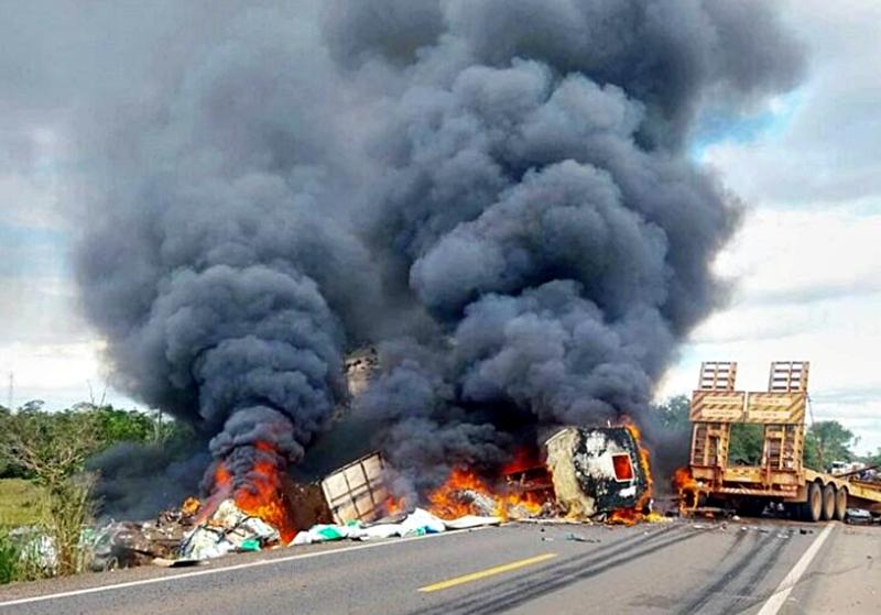 Identificado o motorista que morreu carbonizado na BR-364, entre Médici e Cacoal, RO
