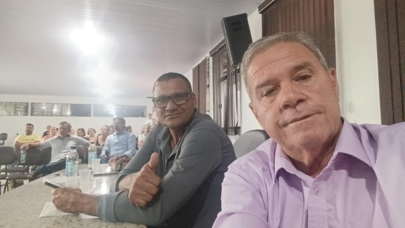 Vereador Menudão do Povão participa de Audiência Pública do FUNPREV e reforça compromisso com a transparência