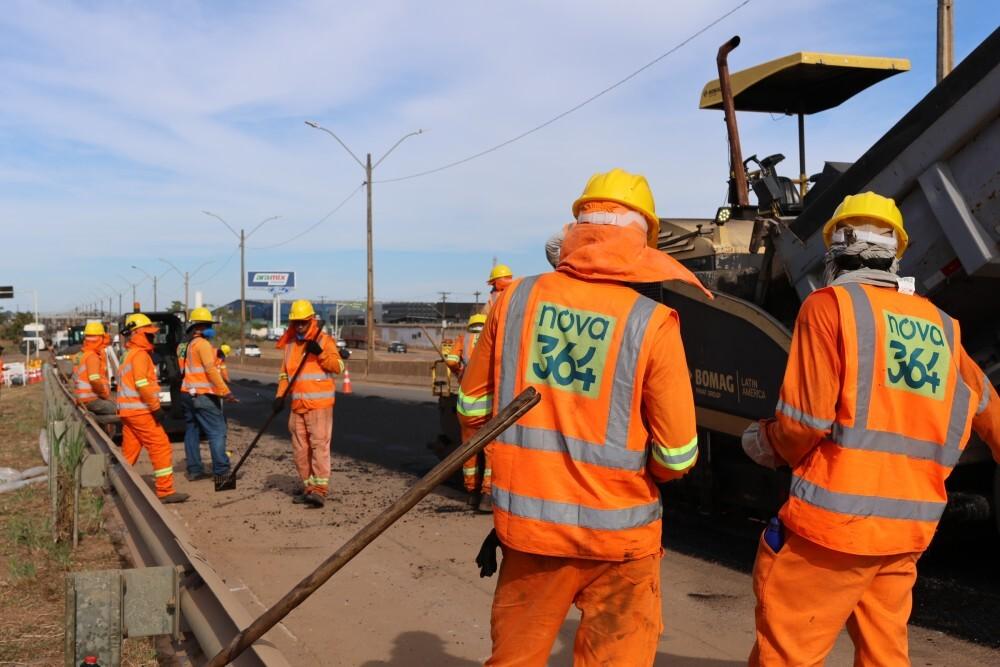 Caminhoneiros criticam obras da Nova 364 e relatam prejuízos causados por trepidações na rodovia