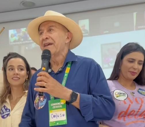 DIANTE DE UMA EMINENTE DERROTA NAS URNAS CONFÚCIO MOURA DESISTE DE SUA CANDIDATURA AO SENADO FEDERAL, JÁ VAI TARDE SENADOR