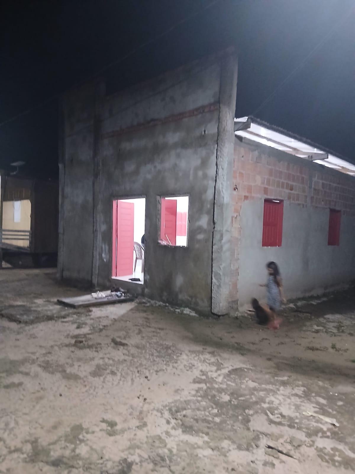ENFIM, MORADORES DA RESEX ITUXI CONFIRMAM SUBSTITUIÇÃO DE RELIGIOSO QUE ATUAVA NA COMUNIDADE FLORESTA