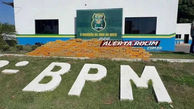 Quase meia tonelada de droga é apreendida pela PM, em Rolim de Moura